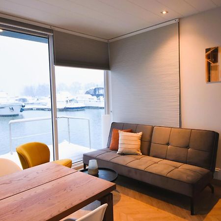 Houseboat Trinidad Hotel Maastricht Exterior foto